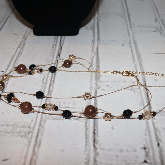 Beautiful Gold layered chain necklace with black and brown beads 19-22" - Picture 2 of 5